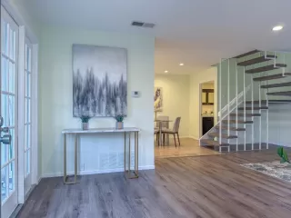 Photo #2: 240026300 Listing