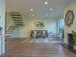 Photo #4: 240026300 Listing