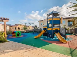 Photo #2: 240026339 Listing 