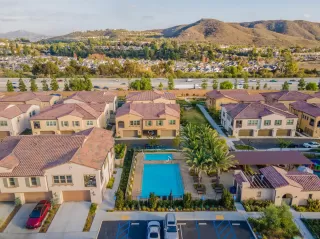 Photo #4: 240026339 Listing 