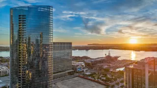 Photo #3: 240026342 Listing