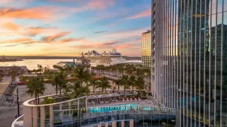 Photo #4: 240026342 Listing