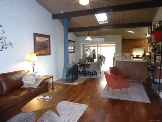 Photo #4: 240026360 Listing 