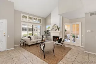 Photo #1: 240026377 Listing