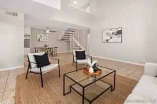 Photo #2: 240026377 Listing