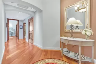 Photo #5: 240026401 Listing