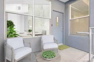 Photo #4: 240026404 Listing