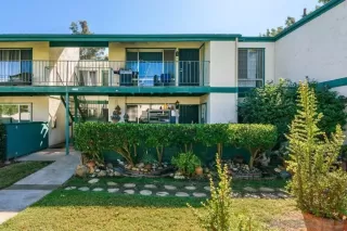 Photo #1: 240026456 Listing