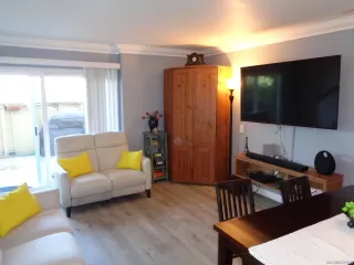 Photo #2: 240026464 Listing