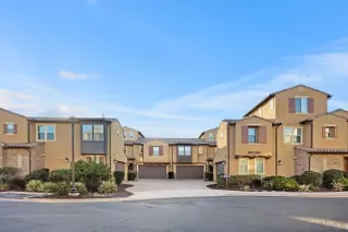 Photo #1: 240026472 Listing