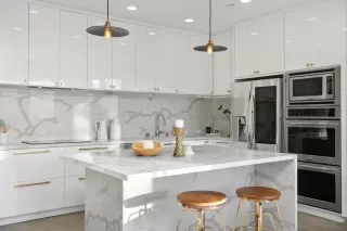 Photo #6: 240026472 Listing