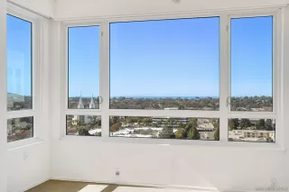 Photo #2: 240026629 Listing