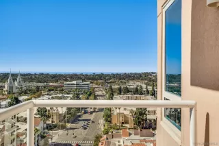 Photo #4: 240026629 Listing