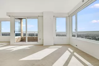 Photo #6: 240026629 Listing