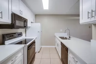 Photo #5: 240026709 Listing 