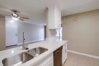 Photo #6: 240026709 Listing 