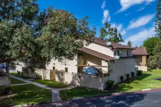 Photo #2: 240026717 Listing