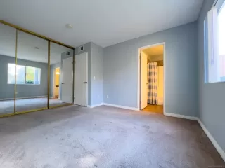 Photo #2: 240026739 Listing