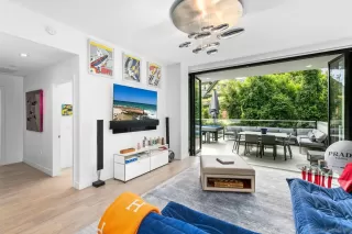 Photo #1: 240026804 Listing