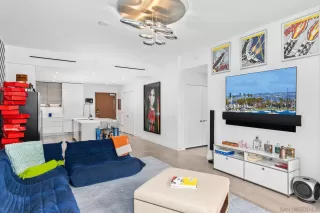 Photo #6: 240026804 Listing