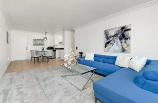 Photo #5: 240026815 Listing