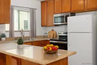 Photo #1: 240026870 Listing 