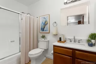 Photo #4: 240026870 Listing 