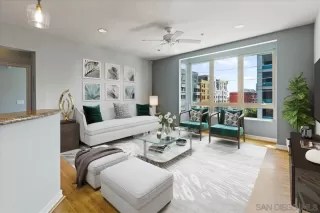 Photo #3: 240026884 Listing