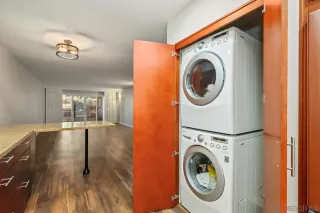 Photo #4: 240026955 Listing