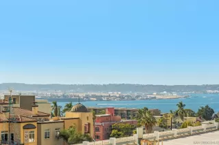 Photo #1: 240026972 Listing