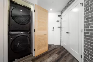 Photo #5: 240026987 Listing 