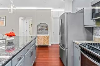 Photo #3: 240026988 Listing 