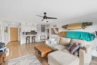 Photo #5: 240027045 Listing