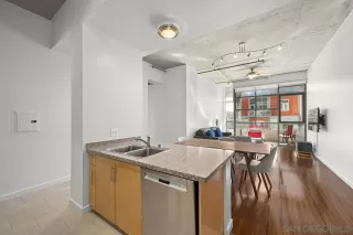 Photo #6: 240027068 Listing 