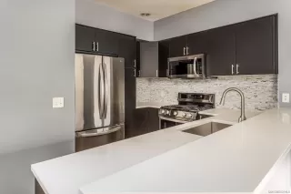 Photo #4: 240027081 Listing