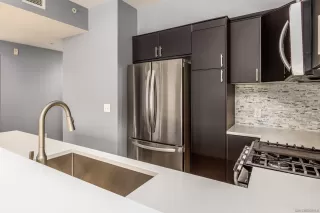 Photo #6: 240027081 Listing