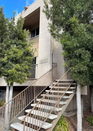 Photo #1: 240027103 Listing