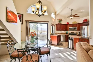 Photo #5: 240027138 Listing