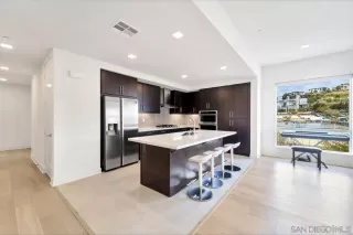 Photo #2: 240027162 Listing 