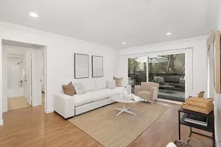 Photo #1: 240027198 Listing 