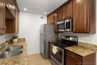 Photo #6: 240027198 Listing 