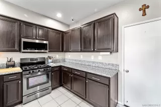 Photo #6: 240027231 Listing 