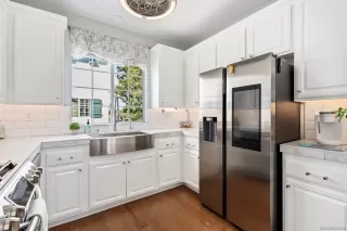 Photo #6: 240027275 Listing