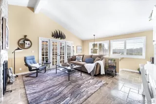 Photo #4: 240027370 Listing