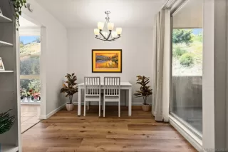 Photo #3: 240027379 Listing