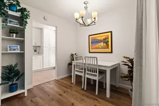 Photo #4: 240027379 Listing