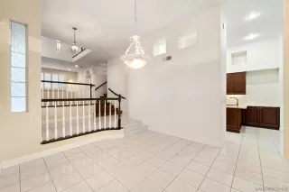 Photo #5: 240027400 Listing