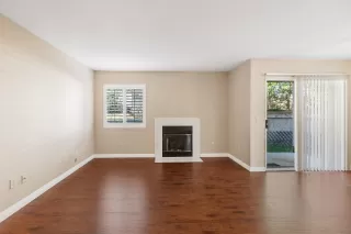 Photo #6: 240027405 Listing