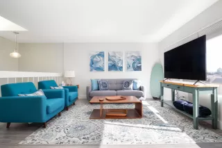 Photo #1: 240027439 Listing