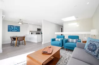 Photo #2: 240027439 Listing